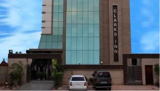 Clarks Inn Kaushambi